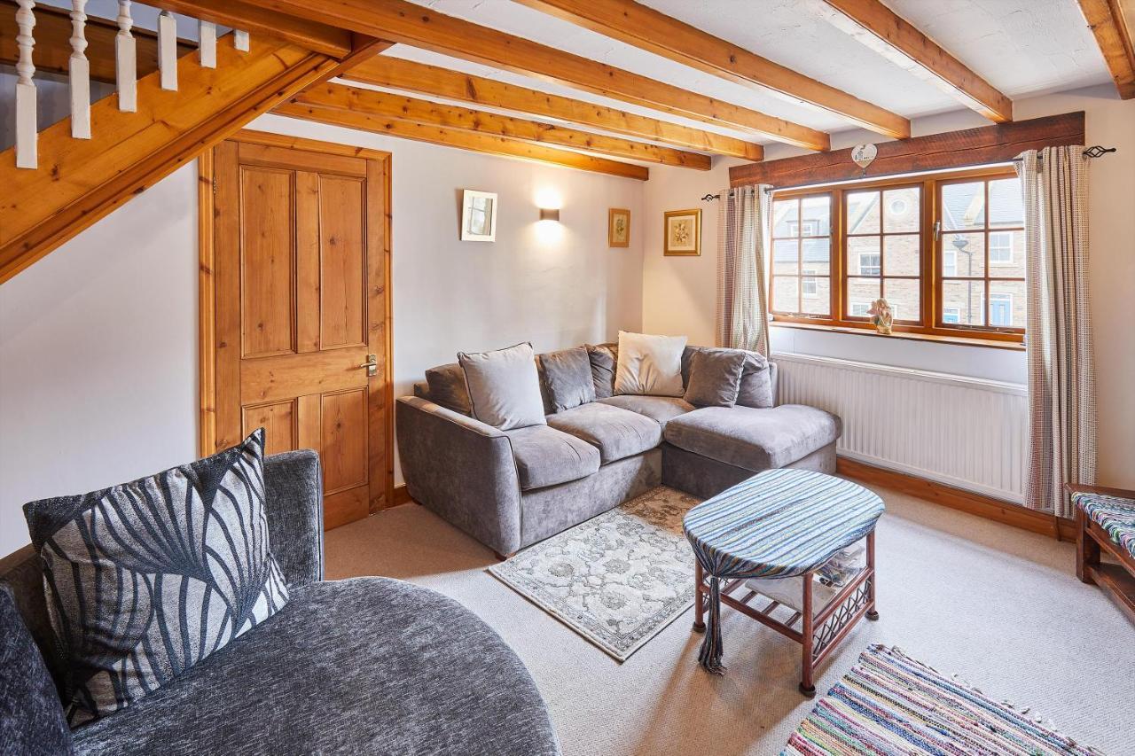 Host & Stay - Oldcorn Cottage Whitby Extérieur photo